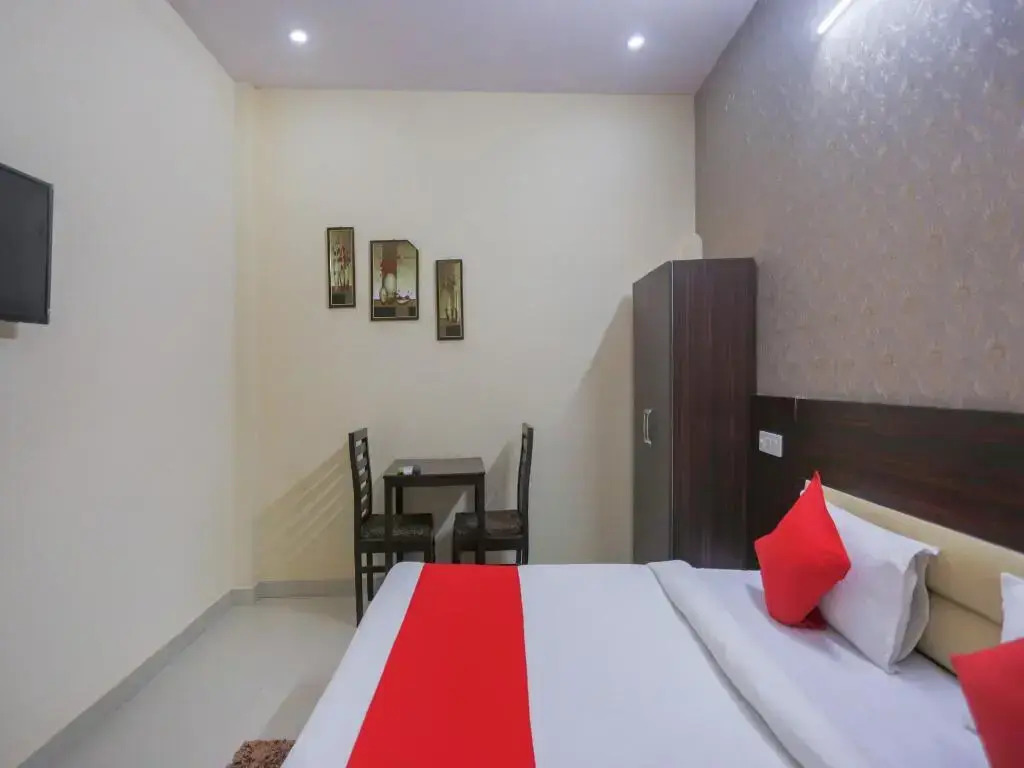 Hotel Moon Valley by OYO Rooms