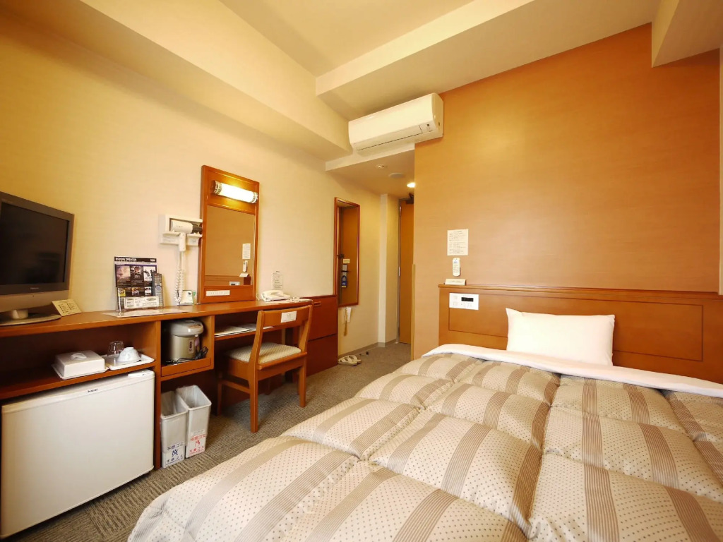 Hotel Route-Inn Chiryu -Kokudou 1 Gou