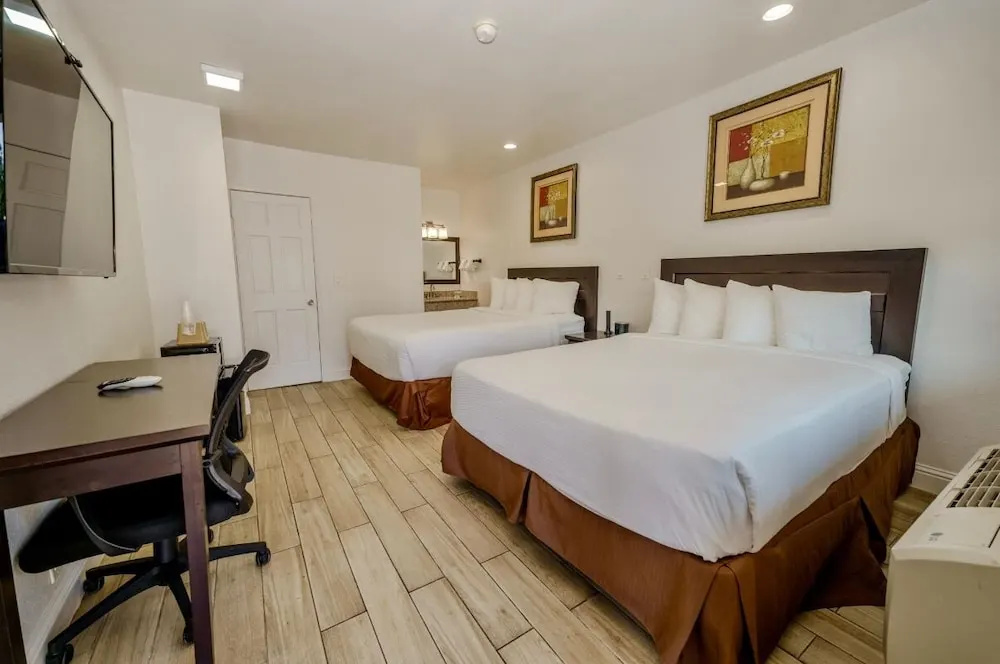 Monterey Surf Inn
