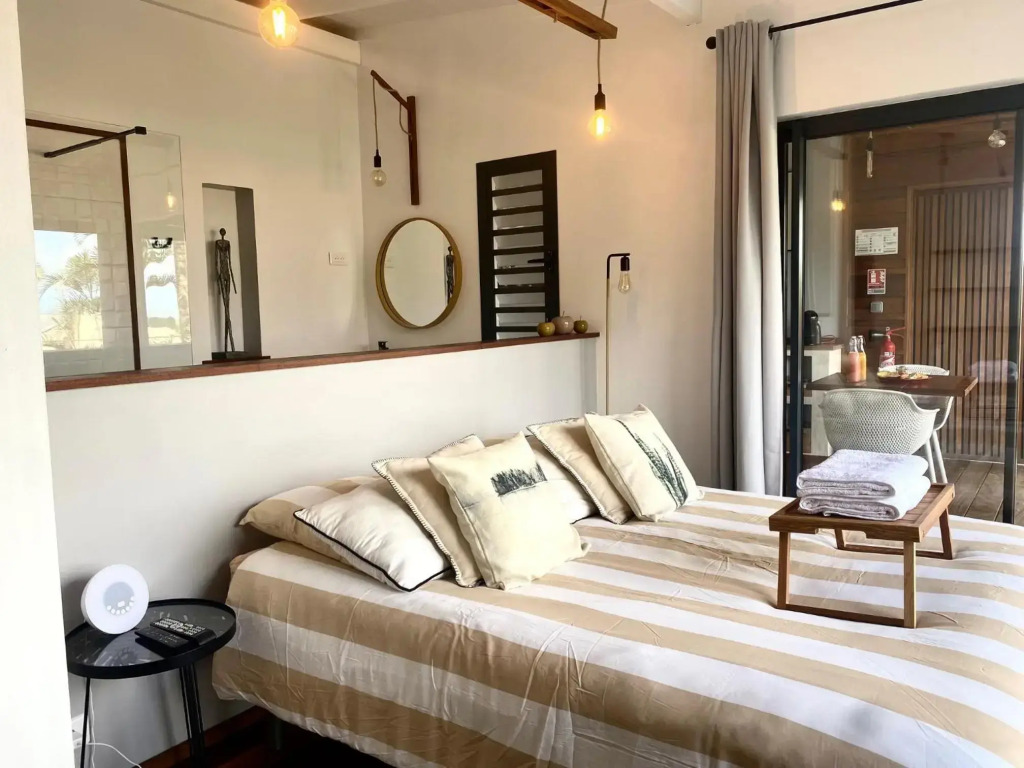 ZANNANNA LODGE