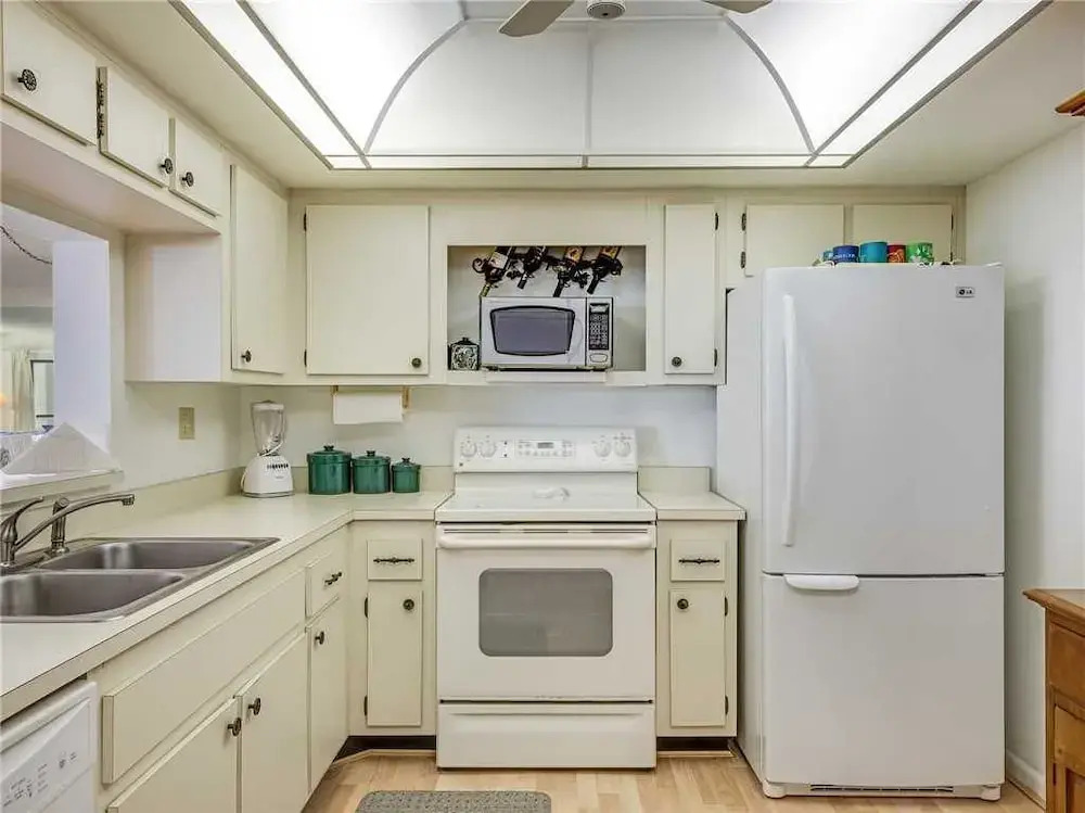 Sandarac B511 - Two Bedroom Condo