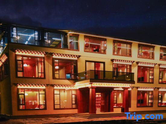 Shangmo•Songzang | 360° Snow Mountain Panorama | Oxygen-rich Garden Resort Boutique