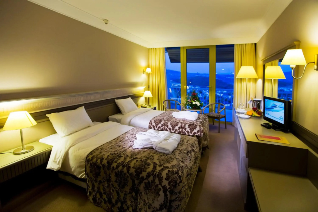 Fantasia Deluxe Hotel