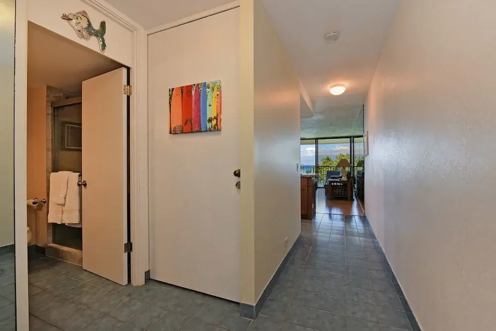 Kahana Reef 414 by RedAwning