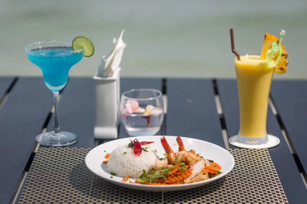 Mary Beach Hotel & Resort
