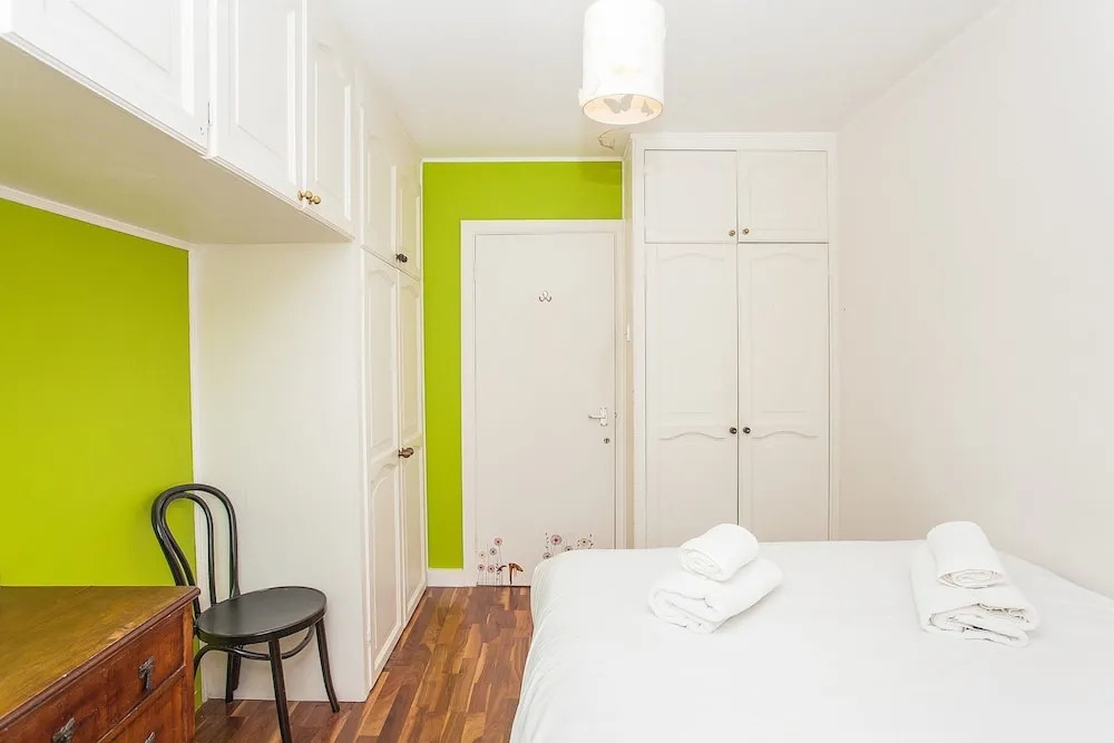 2 Bedroom Flat Near Notting Hill
