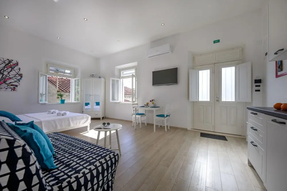 Ivano's studio apartments