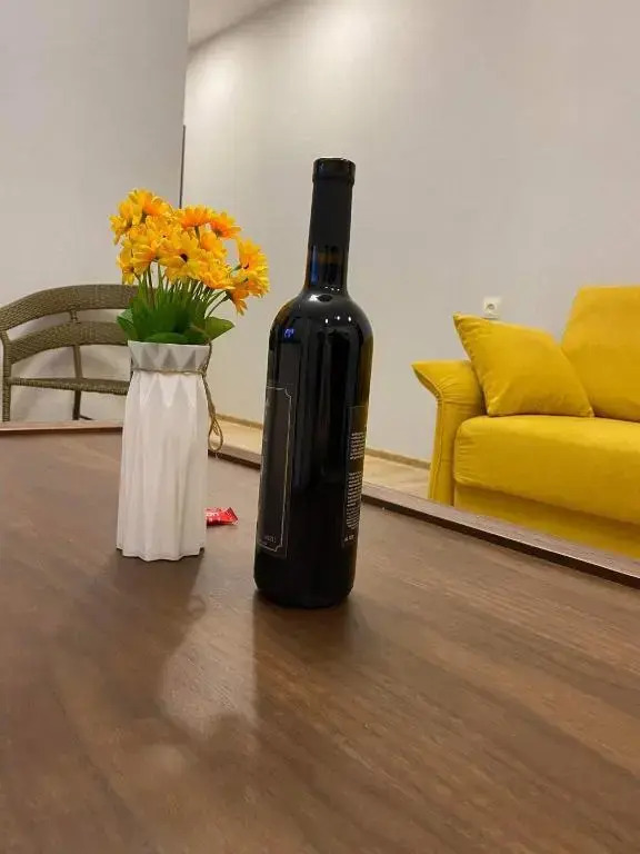 crystal residence 628