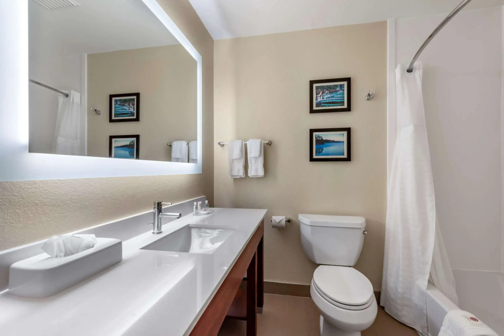 Comfort Inn & Suites Middletown - Franklin