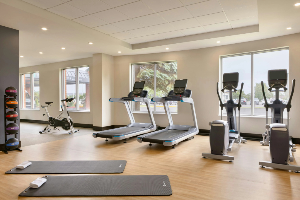 Embassy Suites By Hilton Montreal Airport