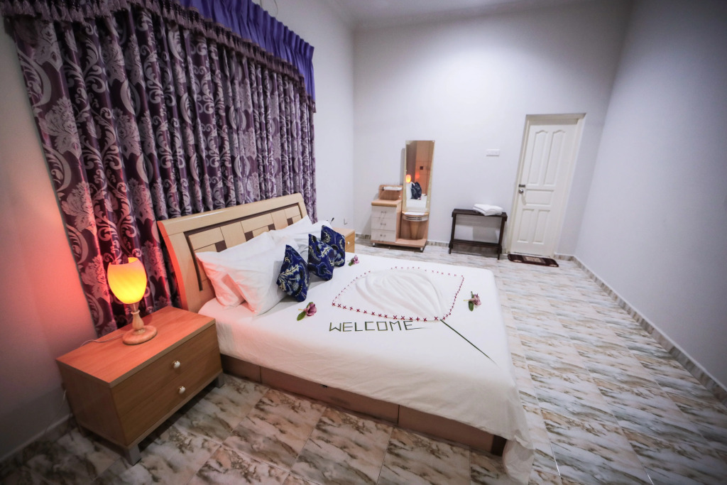 Huvadhoo Inn