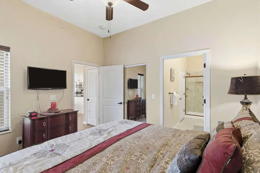 Majestic Retreat Stay for 6