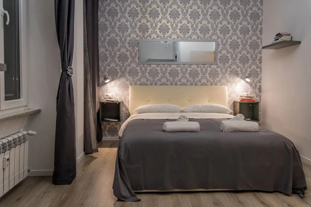 Inside Roma Rooms by DOT Suites