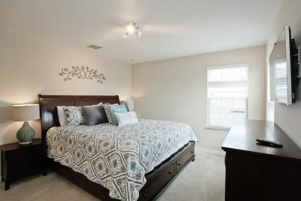6 Bed Pool Home With Floor Plan Near Disney 6 Bedroom Home by Redawning