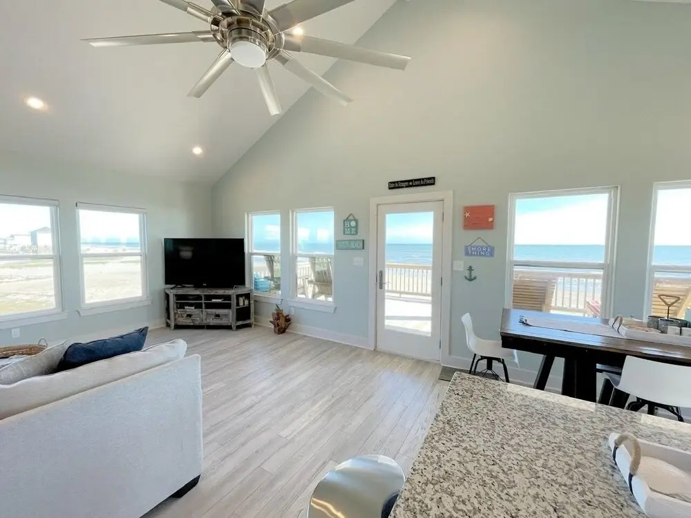 The Shore House 3 Bedroom Home by RedAwning