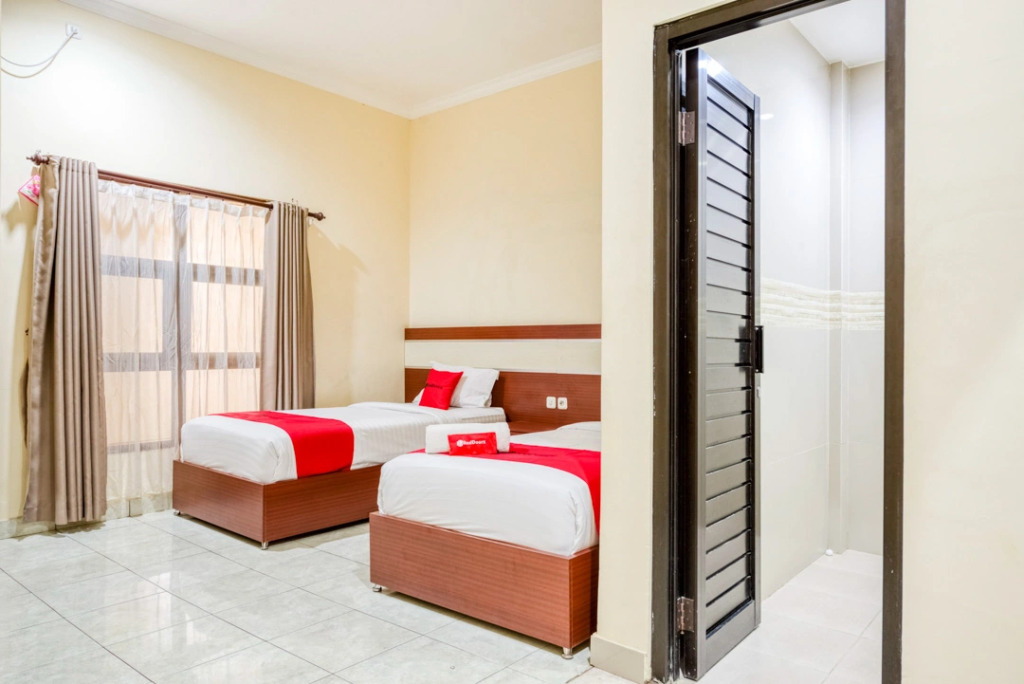 RedDoorz Syariah @ Jalan Simpang Gajayana