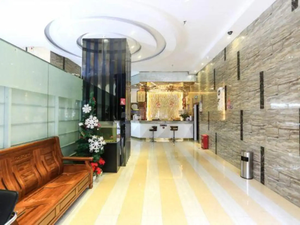 Lvcheng Hotel