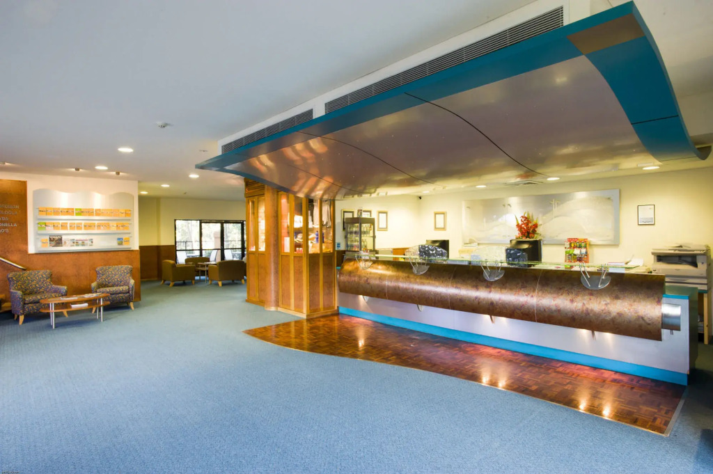 Noosa Lakes Resort
