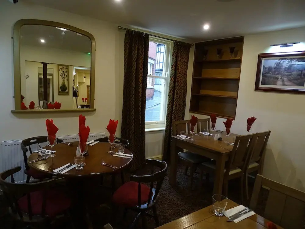 Ellesmere Hotel