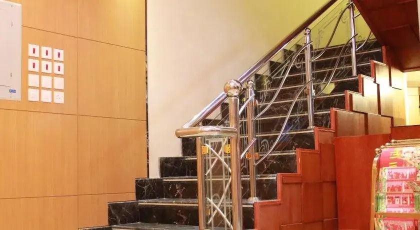Al Mohamedeya Suites
