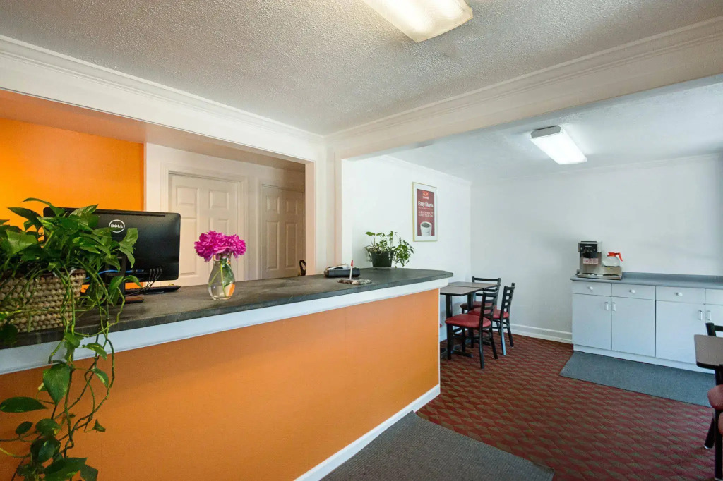 Econo Lodge Lee - Great Barrington
