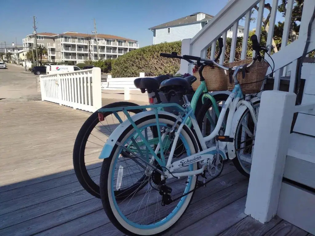 Sandpeddler Inn and Suites