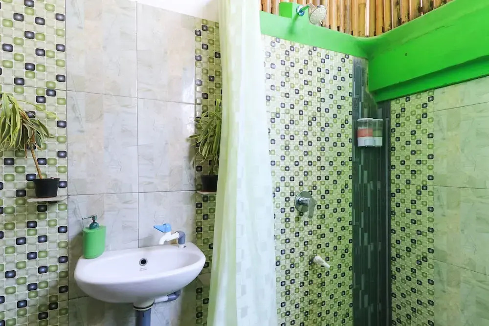The Green Groves Hostel