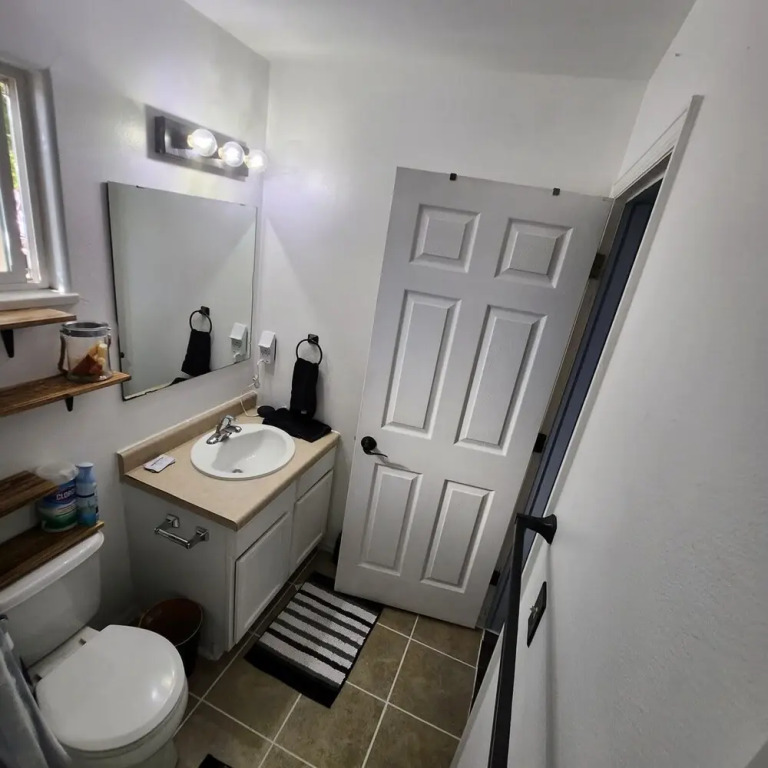 Private Room Wfold Away Bed For Opt Use Of Space