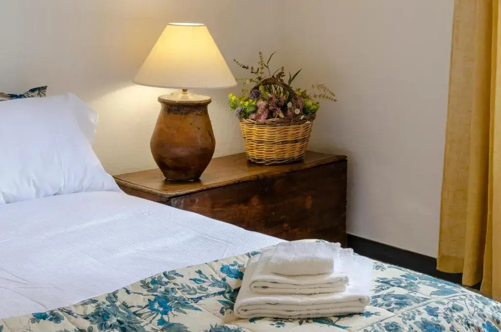 ALTIDO Charming House for 12, with Patio in Vernazza