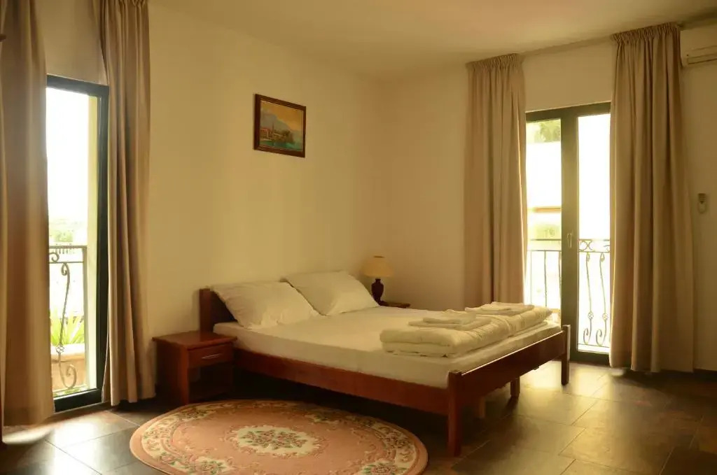 Lero Apartments