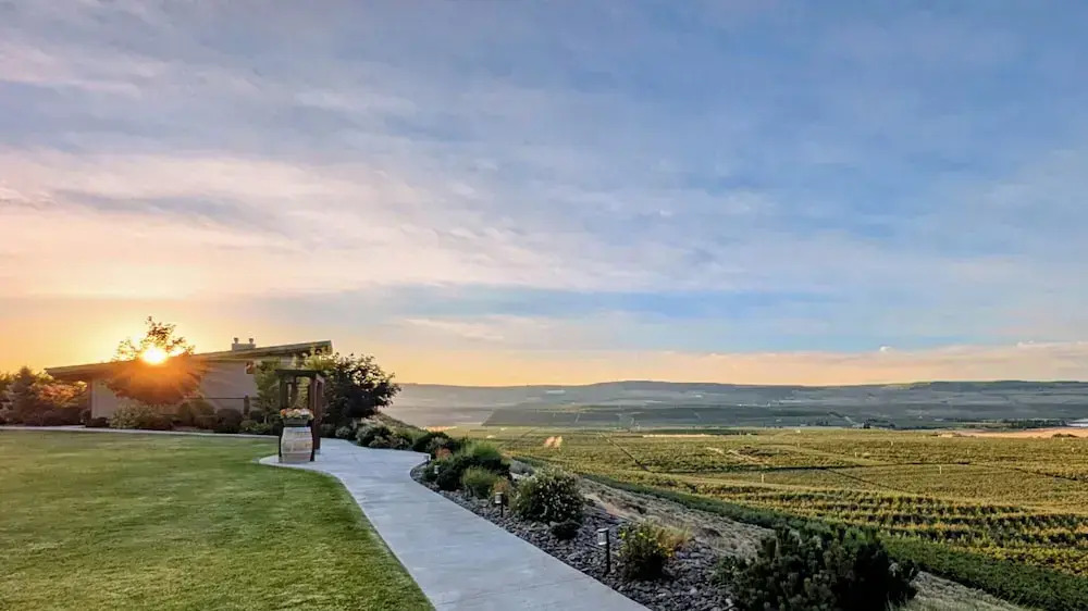 Lone Point Cellars