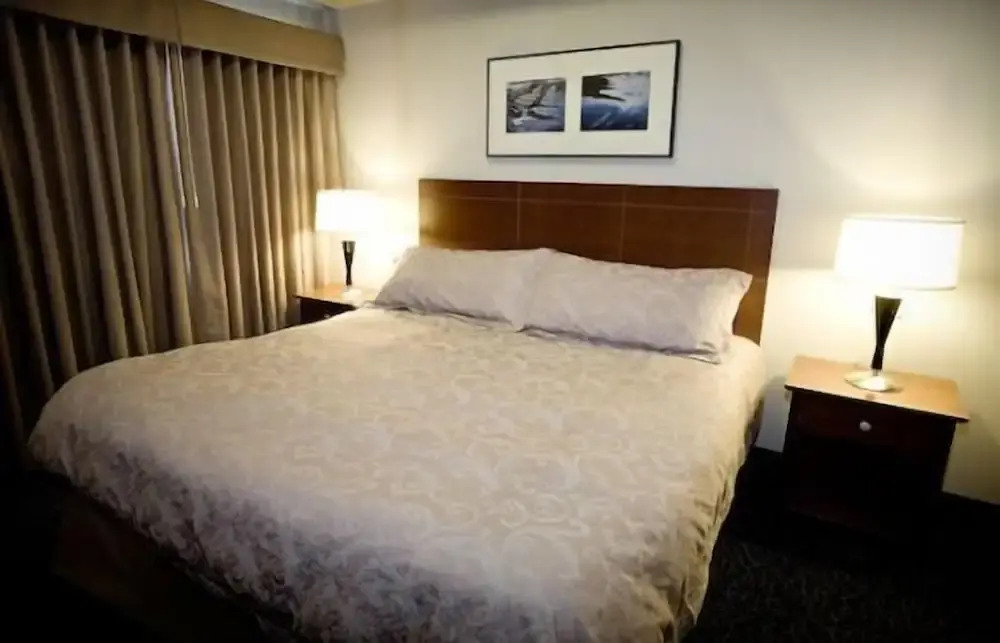 Heritage Inn Hotel & Convention Centre - Brooks