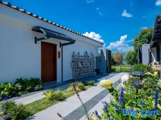 Longkan Huayu · LONKAN ISLE Designer Courtyard Homestay (Ecological Corridor Longkan Wharf)