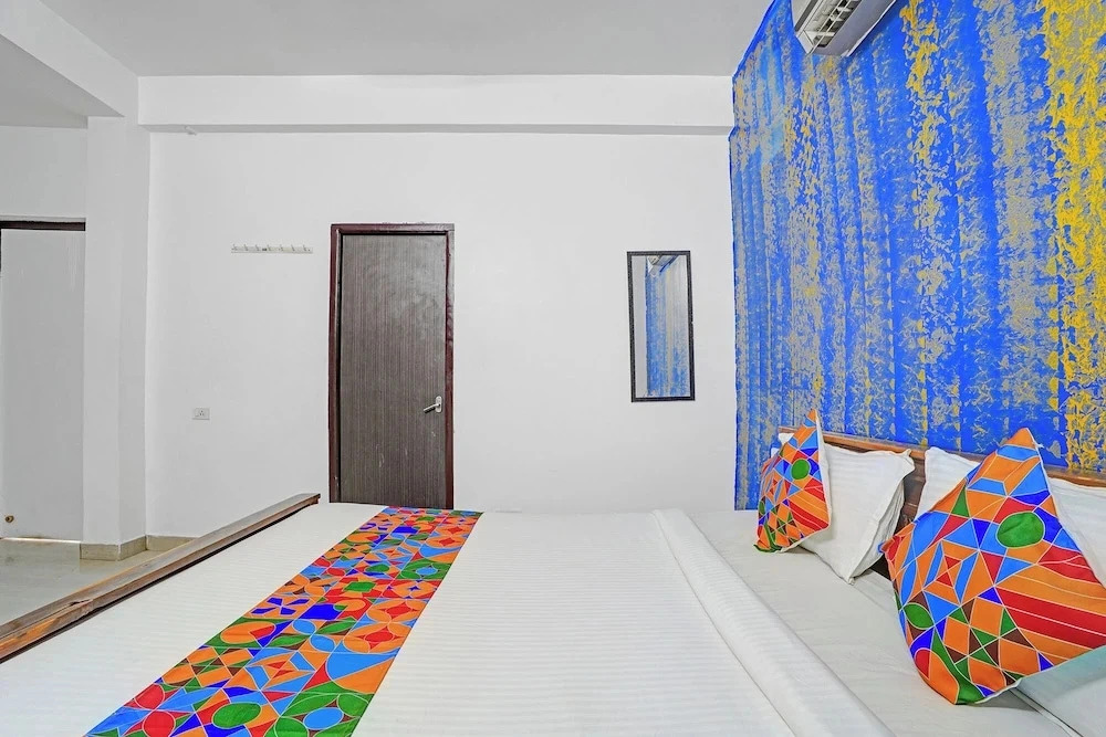 Fabhotel Subikshas Mirra Villa