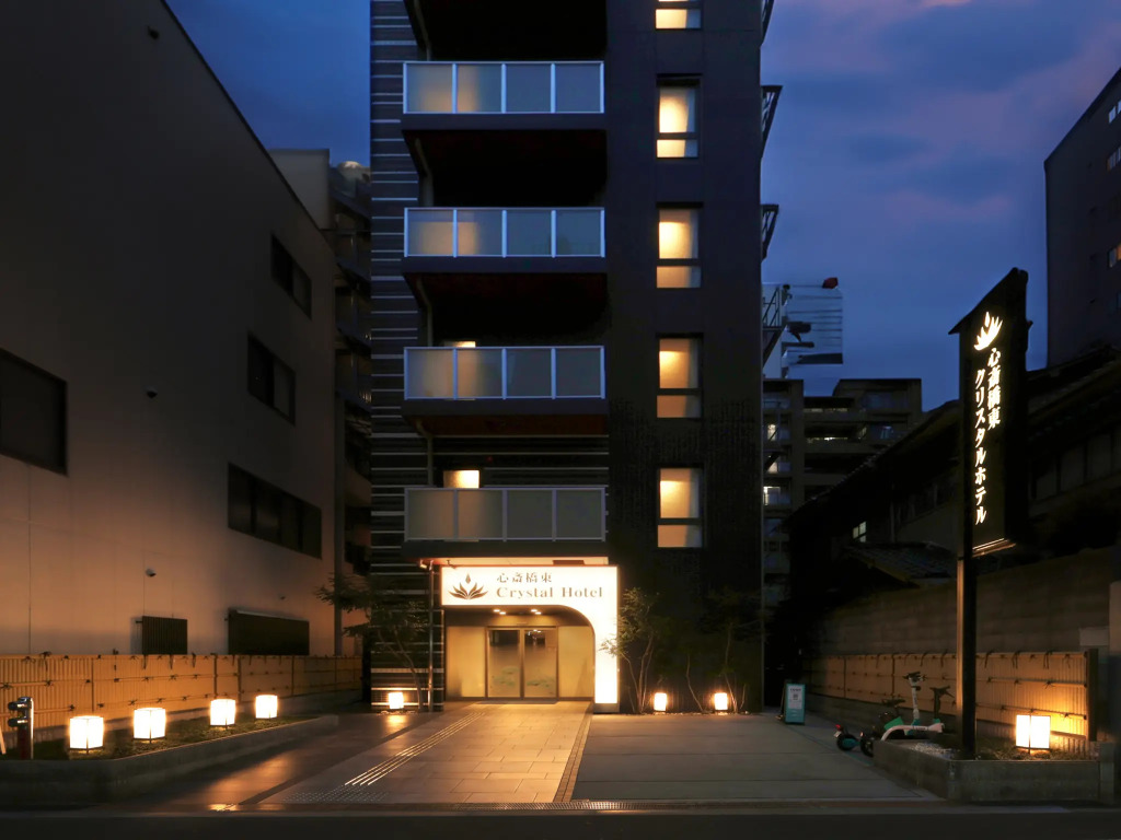 Shinsaibashi-Higashi Crystal Hotel