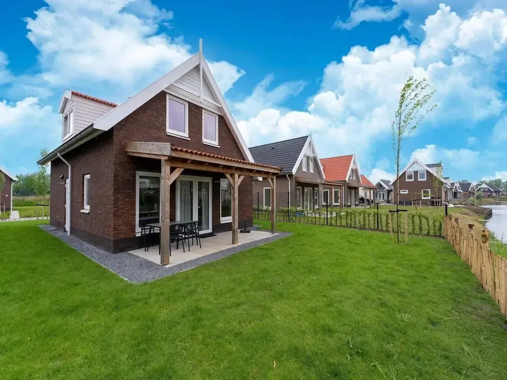 Holiday Home in South Holland by Stompaarde Plas