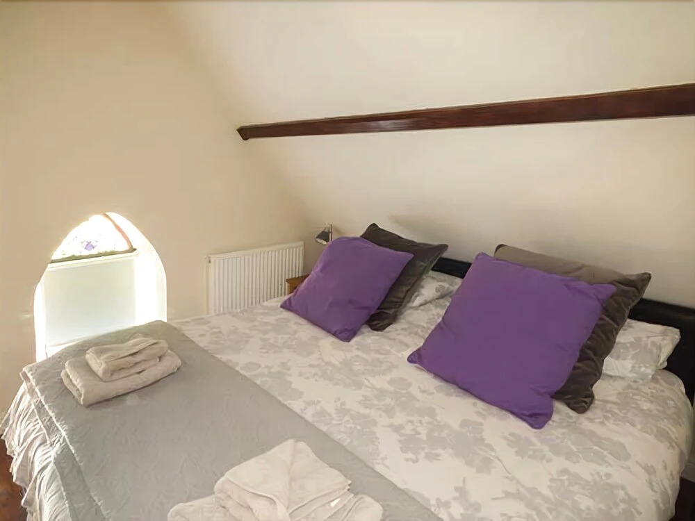 Sanctuary Cottage