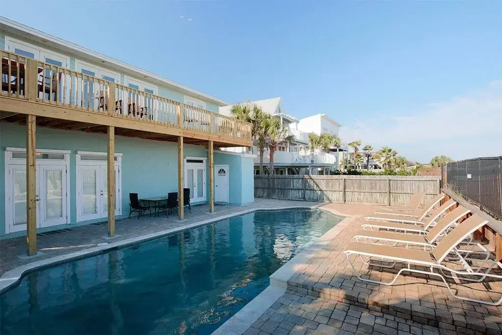 Peace Of Paradise 5 Br home by RedAwning