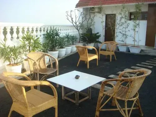 Step Inn Serviced Apartments