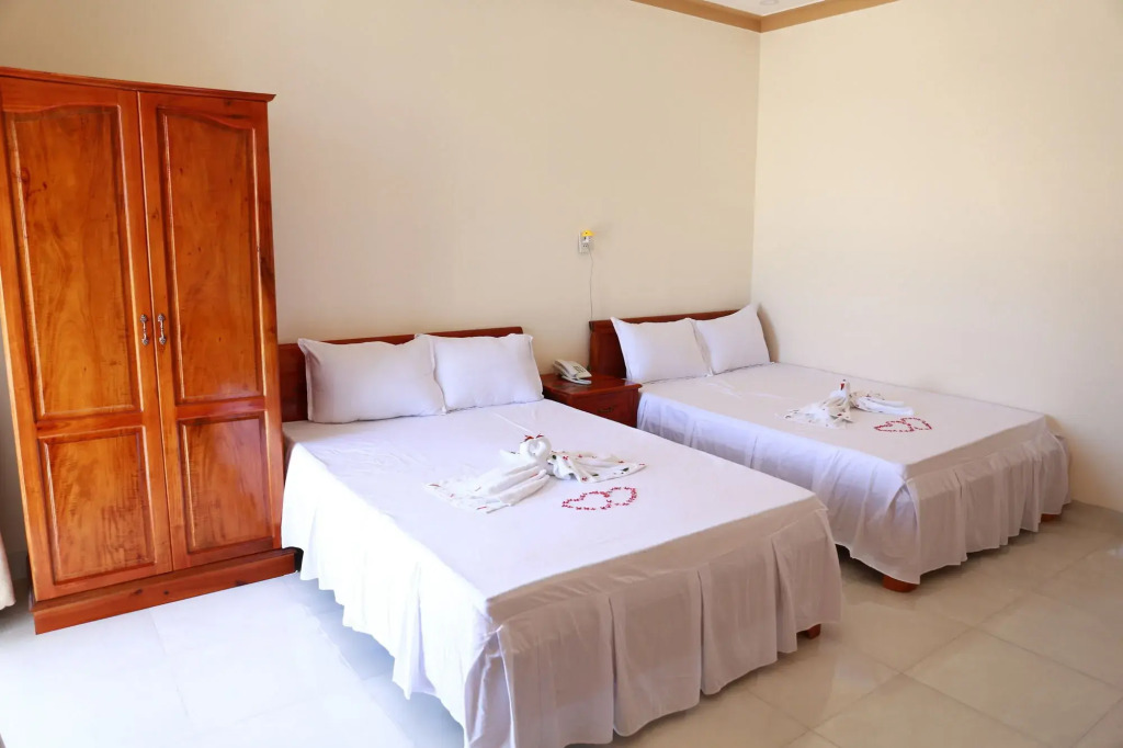 Lien Thong Hotel
