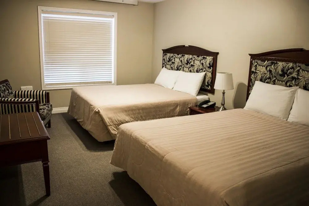 Tr Hotel And Suites