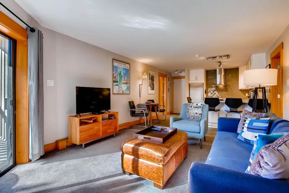 Westwind 302 2BD 2BA Plat. Condo