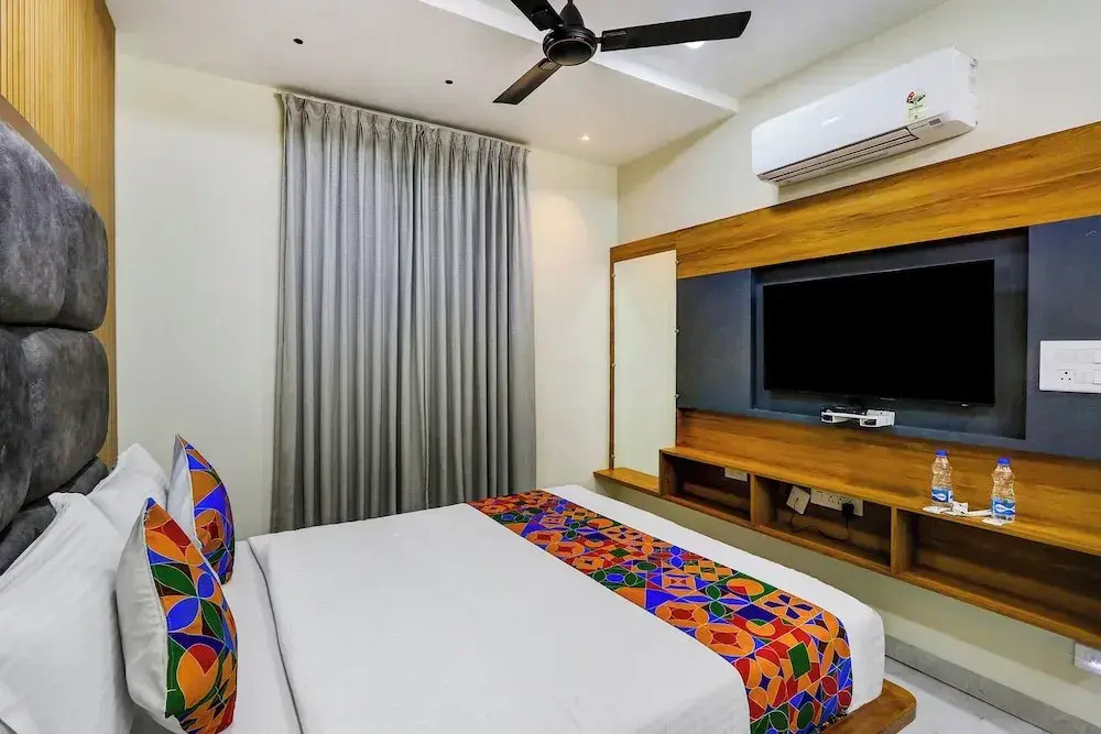 Fabhotel Vishnu Grand