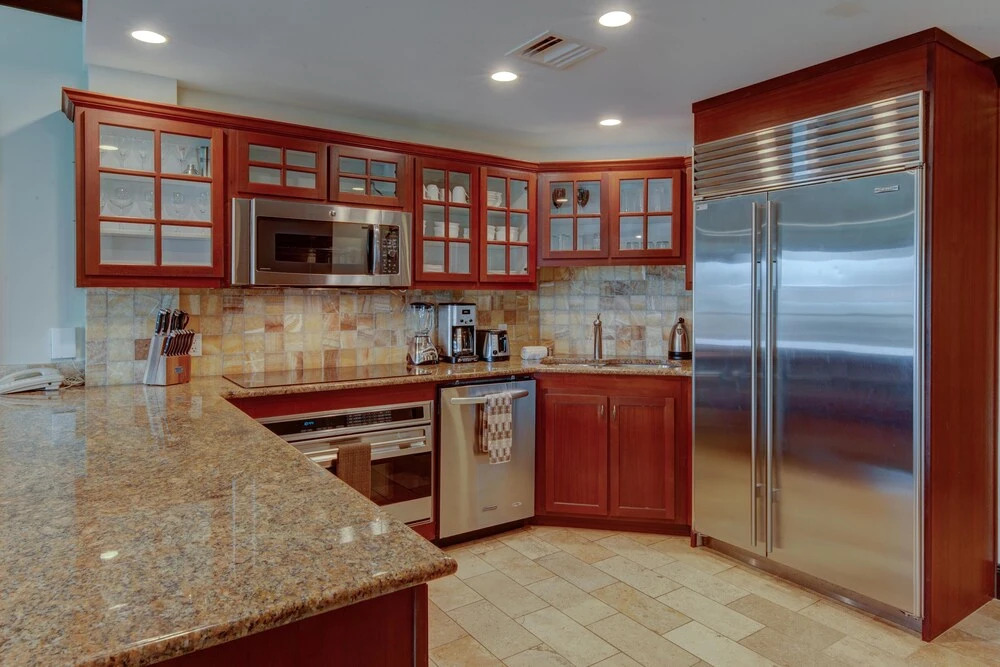 Hale Tiare 2 Bedroom Condo by RedAwning
