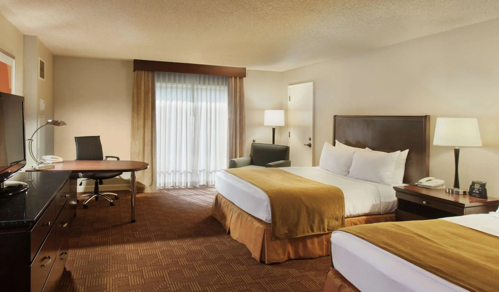 DoubleTree By Hilton Sacramento