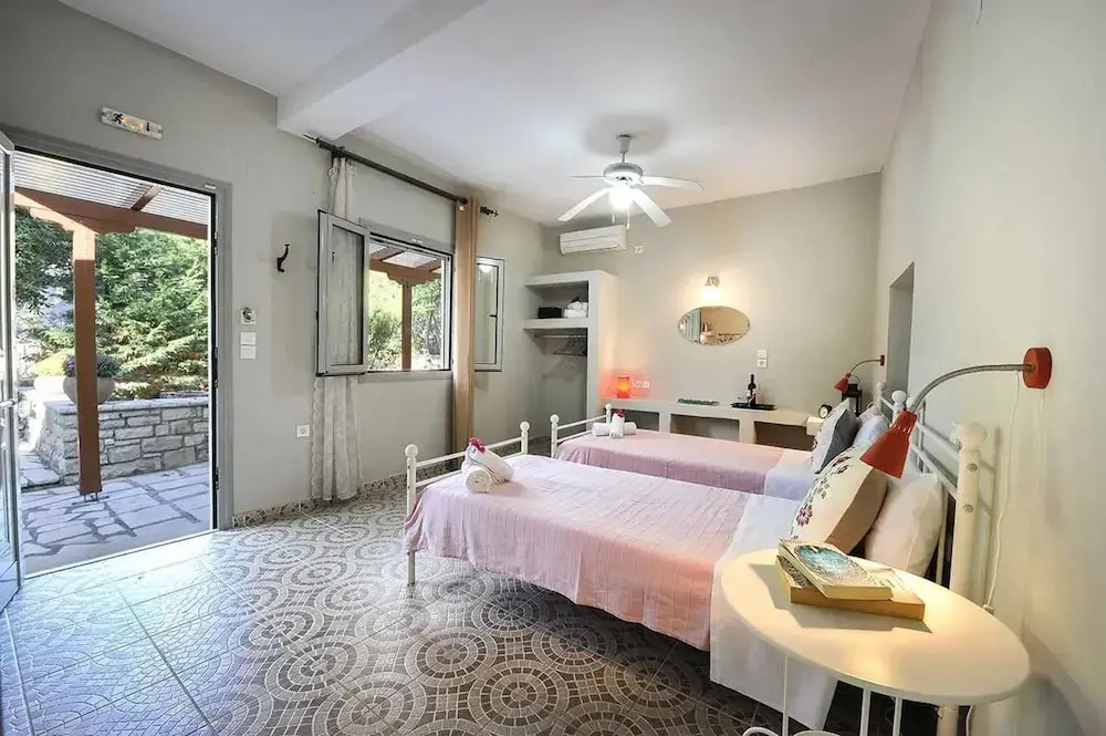 Stefanos Cottage in Paxi