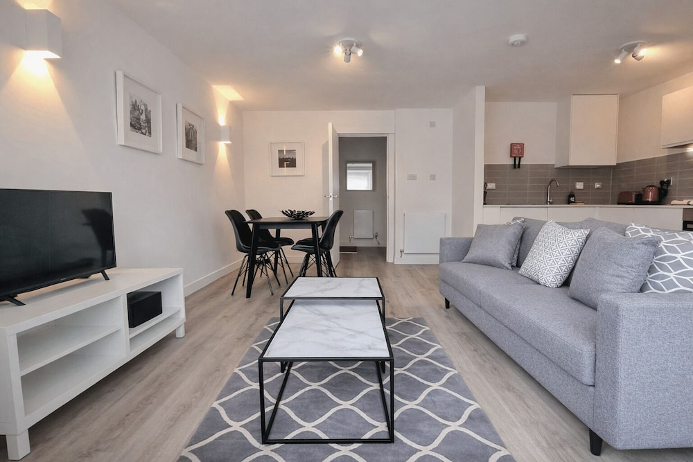 Roomspace Serviced Apartments - Kew Bridge Court