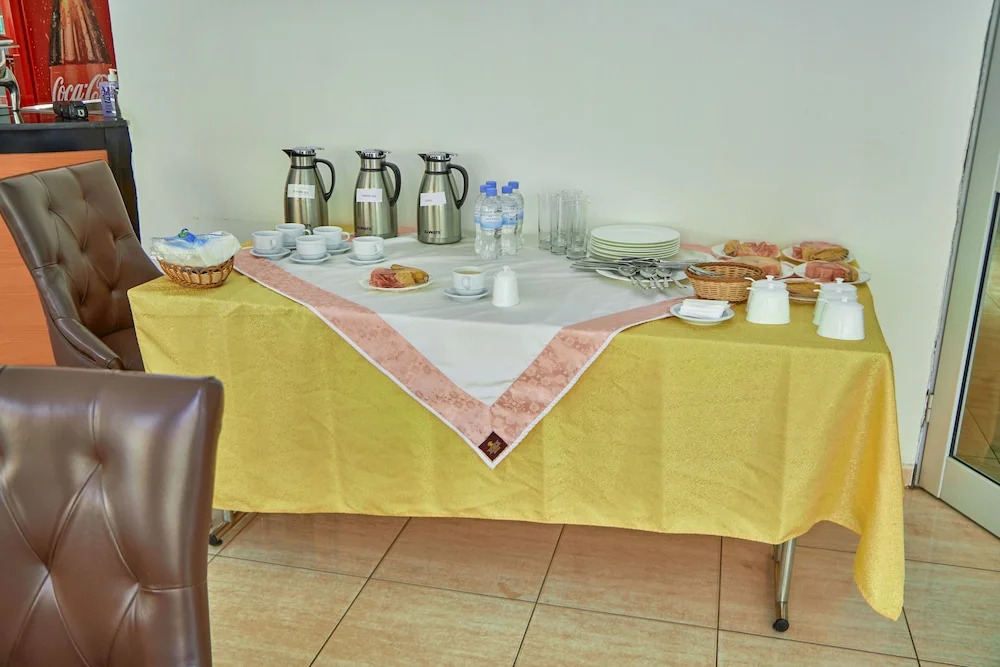 Nonilis Apartments Single Room for a great vacation