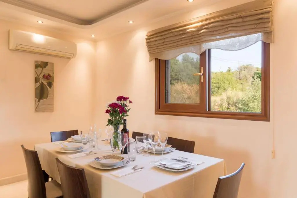 Kassiopi View Villas-Corfu-Villa Christos-4 bedrooms-big private pool-sea view-prime location