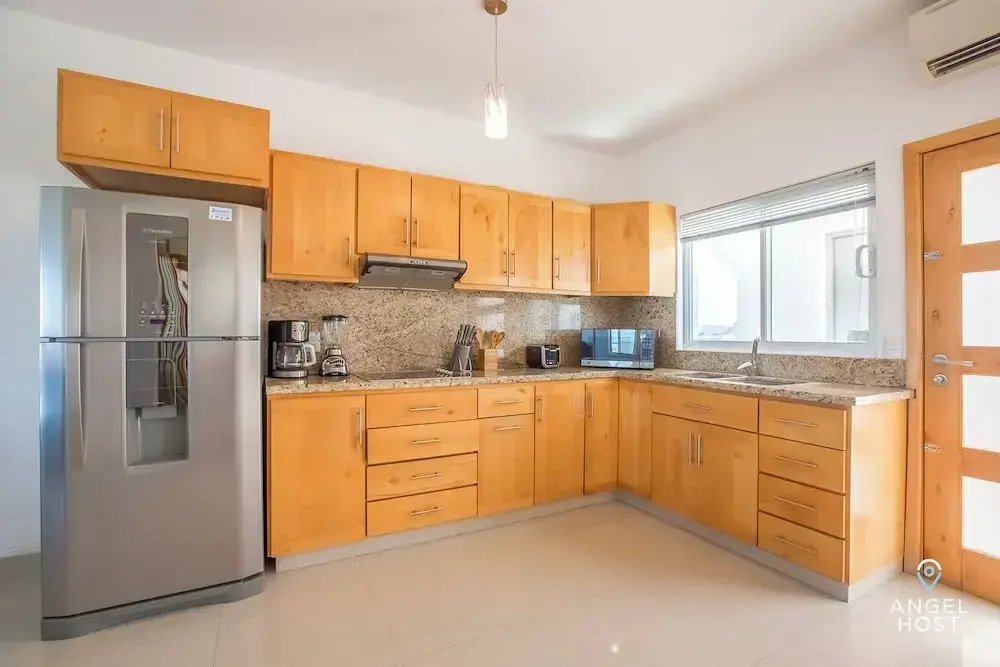 Condos with Spectacular Views & Pool Onsite